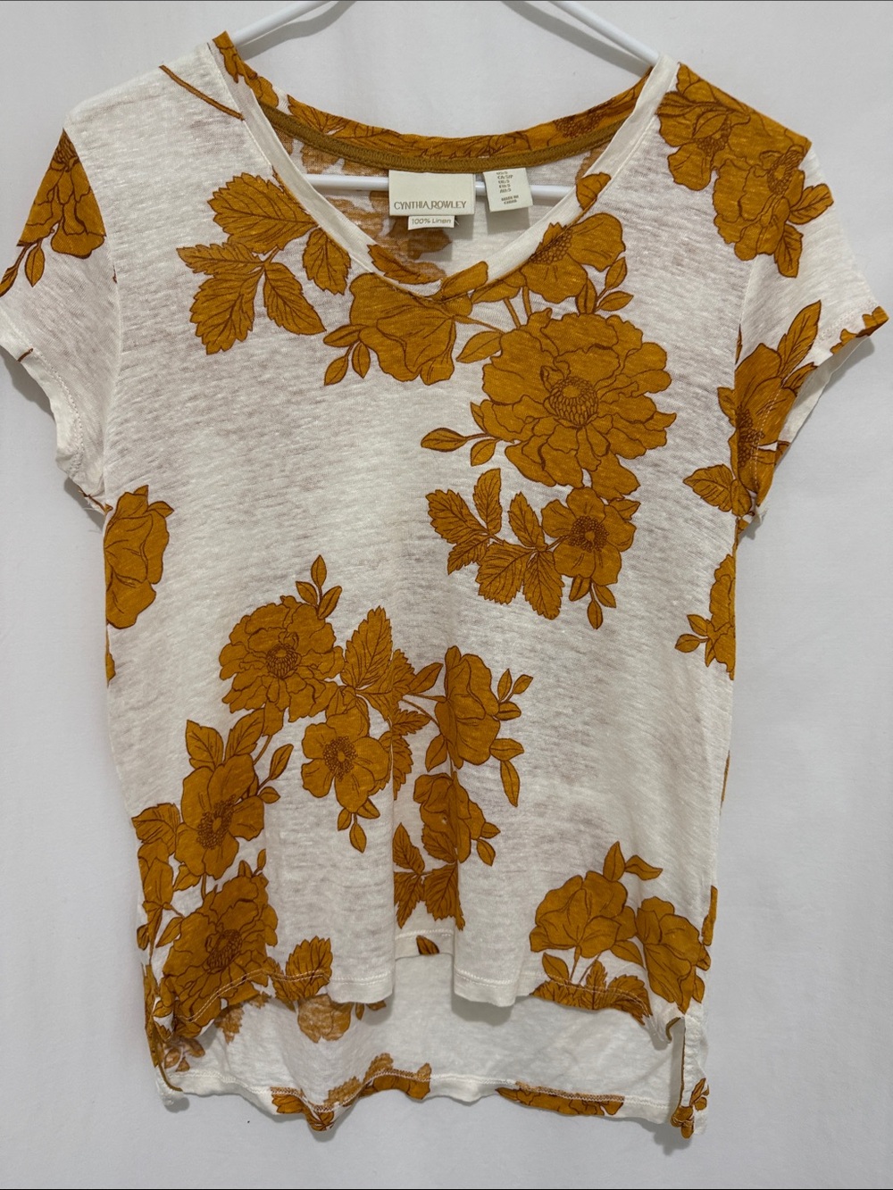 Cynthia Rowley Cream Tee with Mustard Floral Motif 100% Linen Size S